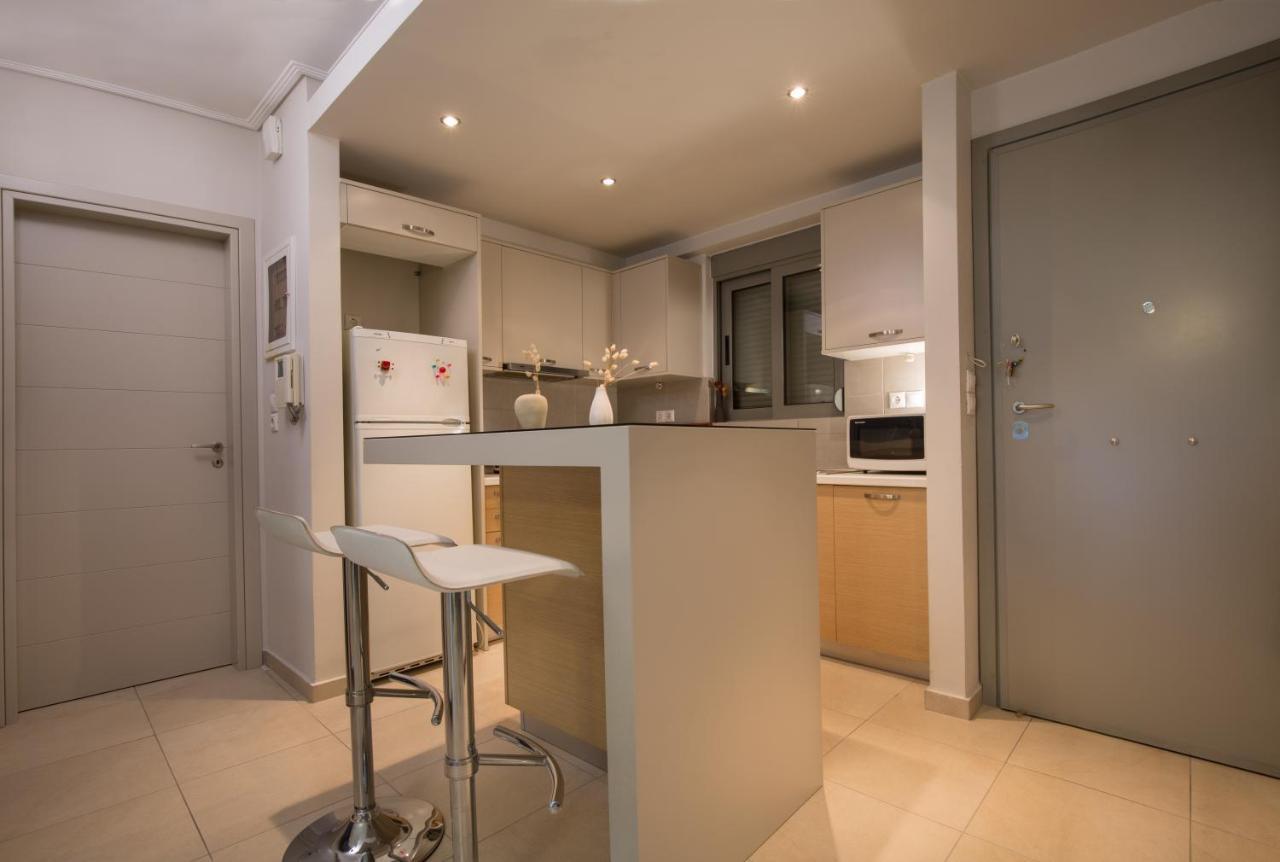 Lovely New Βuild Flat Near Metro - Free Parking เอเธนส์ ภายนอก รูปภาพ